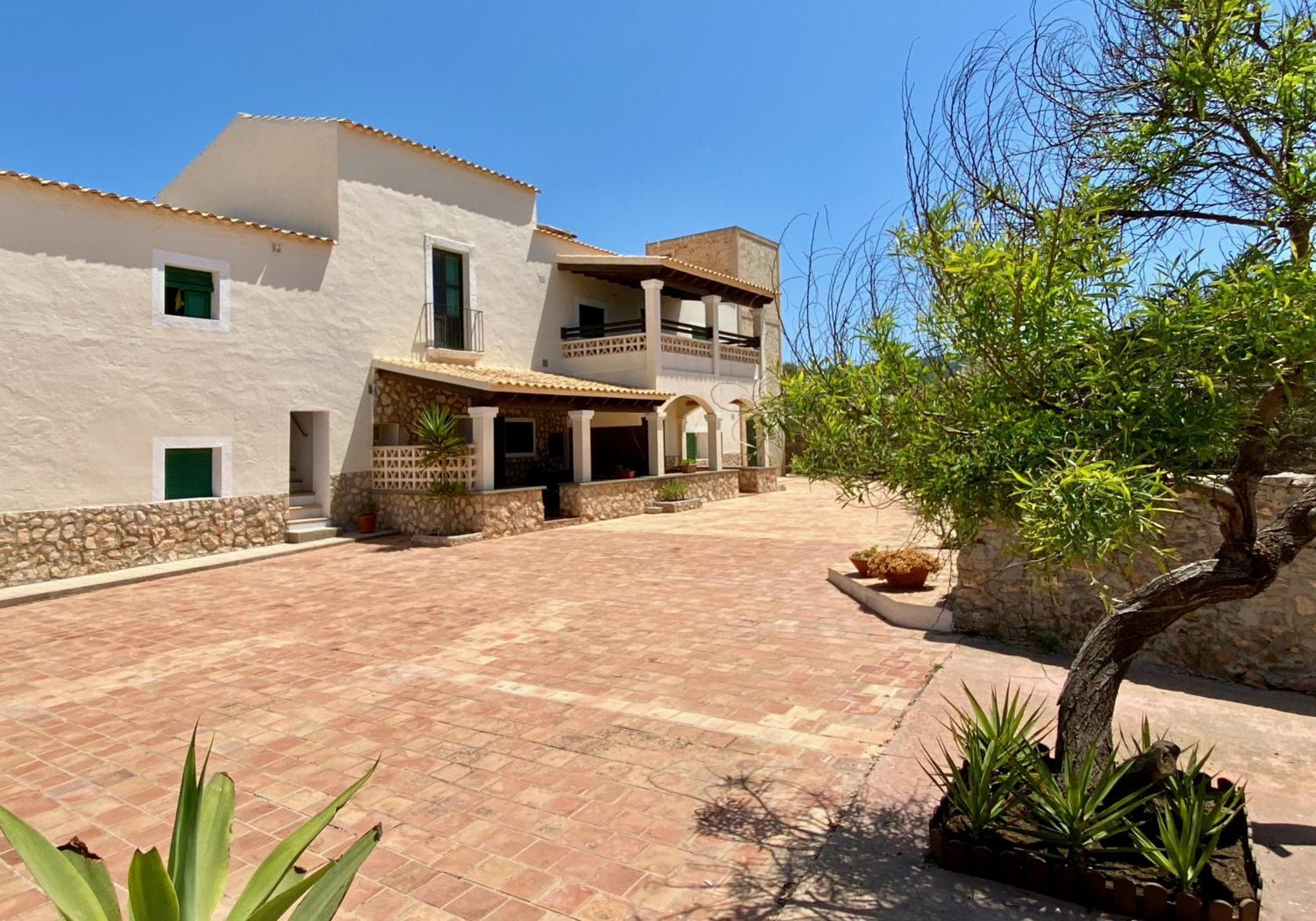 Apartments Campanitx - Astbury Formentera Ес Кало Екстериор снимка