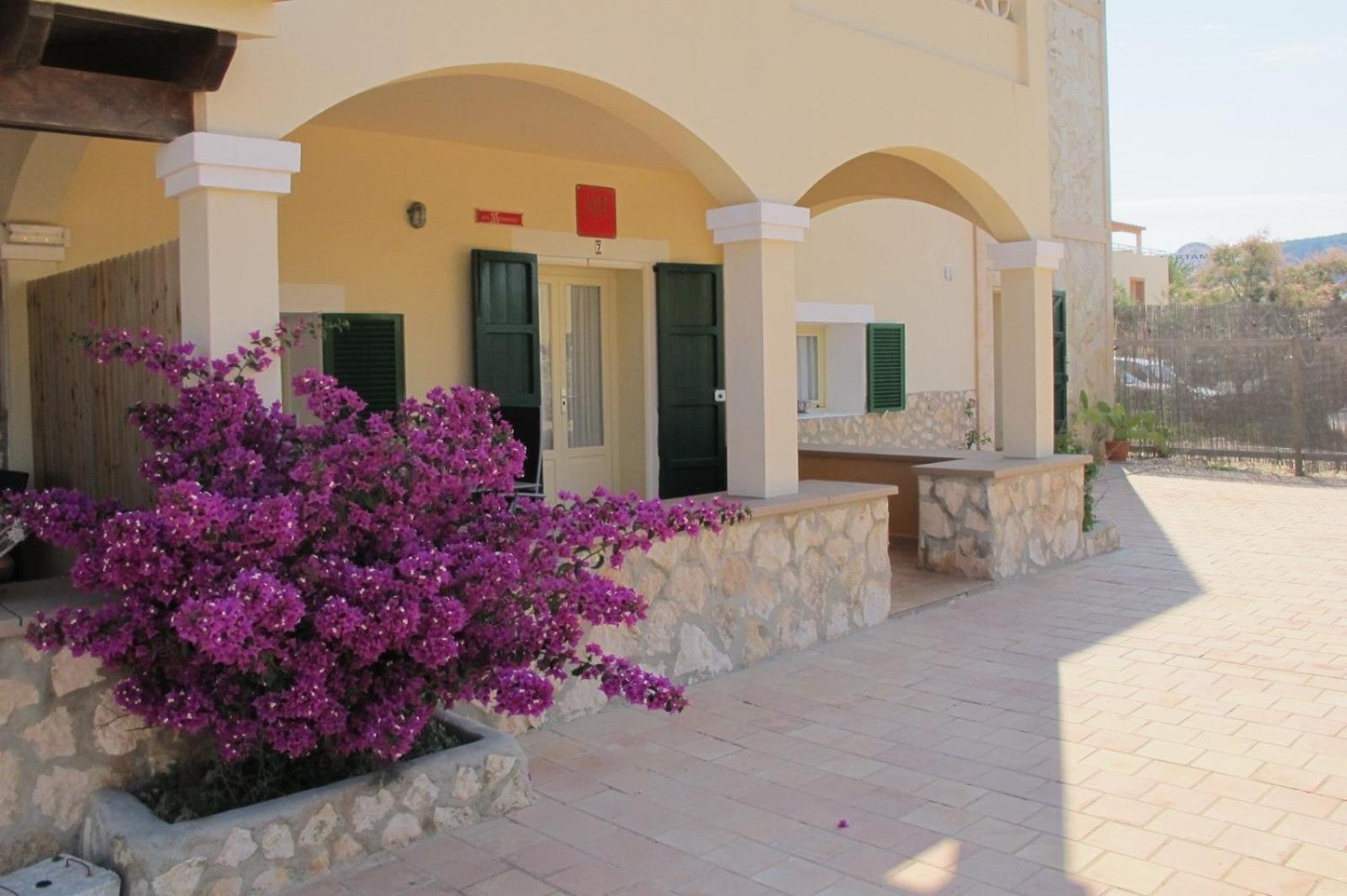 Apartments Campanitx - Astbury Formentera Ес Кало Стая снимка
